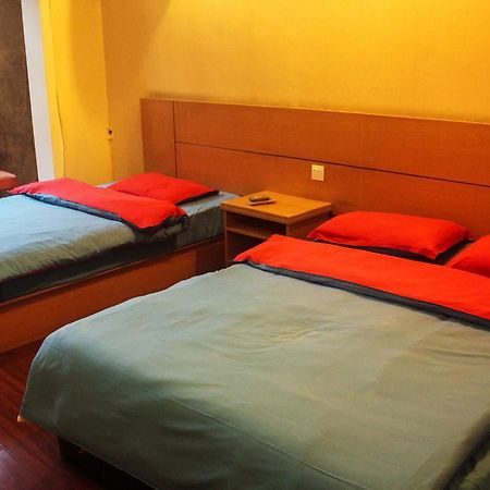 Dengba Hostel Chengdu Branch Zewnętrze zdjęcie