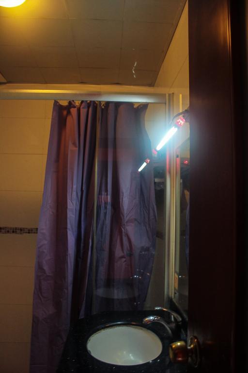 Dengba Hostel Chengdu Branch Zewnętrze zdjęcie