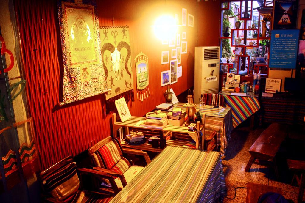 Dengba Hostel Chengdu Branch Zewnętrze zdjęcie